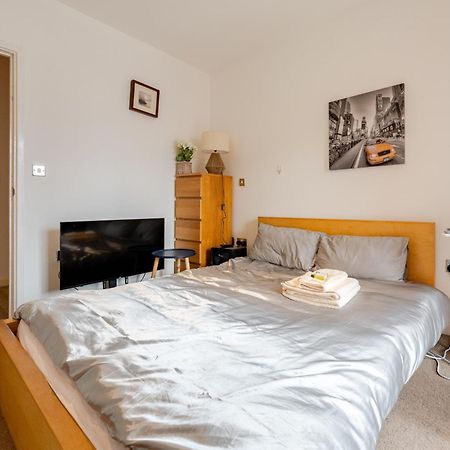 Room In Cardiff City Center - Swiftstay 外观 照片